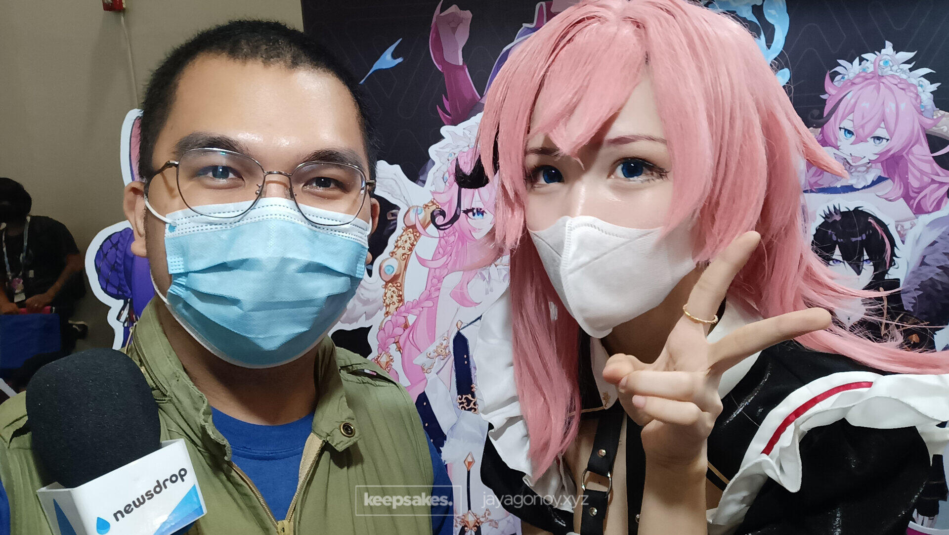 At YashinLive’s booth, cosplayer Lola (@animewifey_) dressed up as Dasu. I also got to say hi to Maddie, who just had her Coronation Day a few days ago. You got to see how me and my friends coerced Madekuji into having a photo-op with her together, it was hilarious.