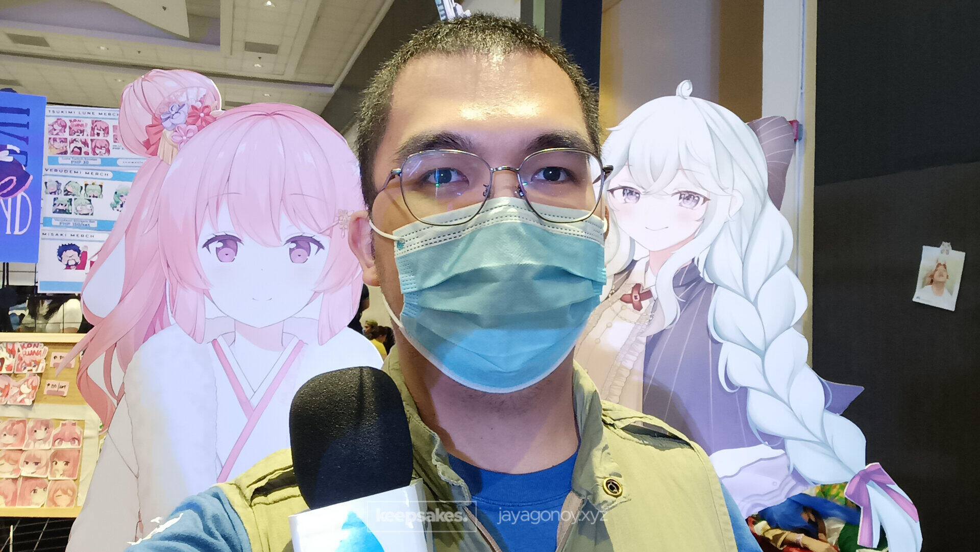 Project Solaria. These two standees at the Tali-papa Circle booth represent Tsukimi Lune and Verudemi, talents of Project Solaria.